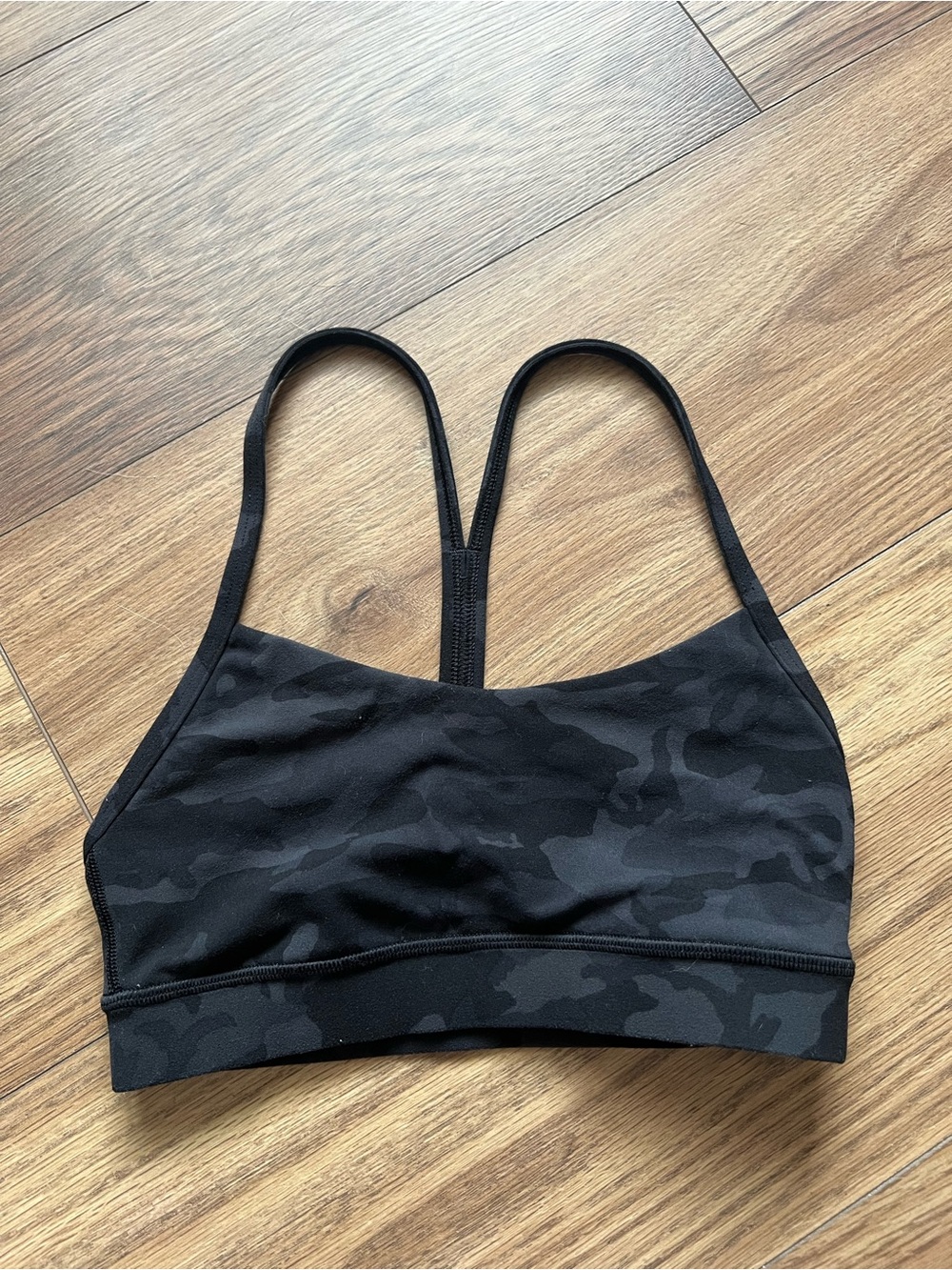 Lululemon Flow Y Bra Light Support Incognito Camo Multi Grey 2